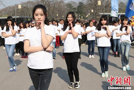 两场比赛输掉52分！ 雷迪克否认湖人队缺乏能量